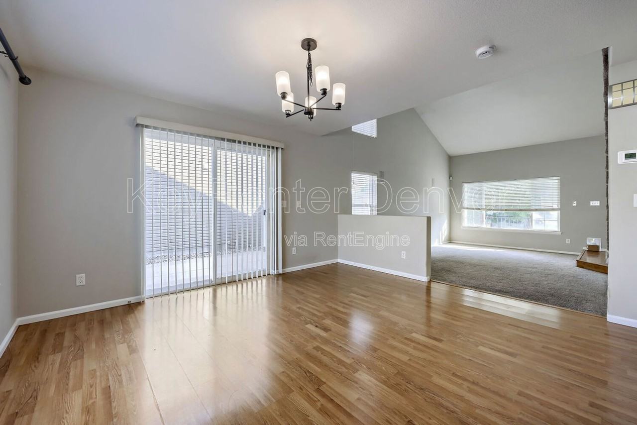 19026 E 51st Pl - Photo 2 of 12