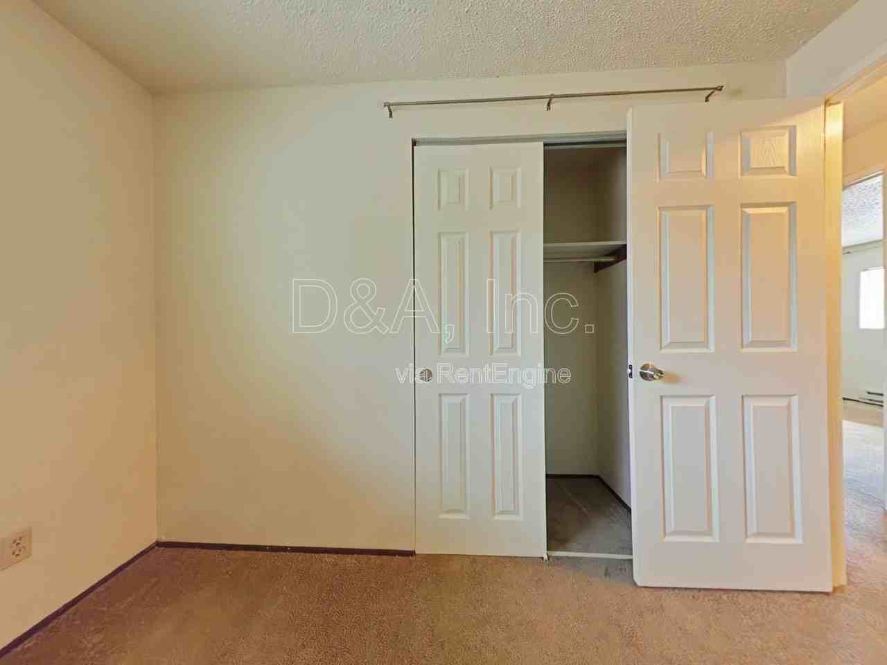 1150 Nw Walnut Blvd - Photo 7 of 15
