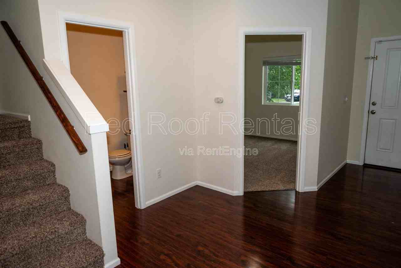 2530 193rd St E - Photo 3 of 31
