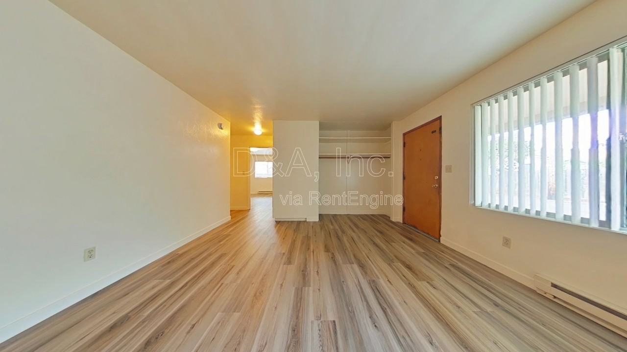1110 Nw Fillmore Ave - Photo 2 of 12