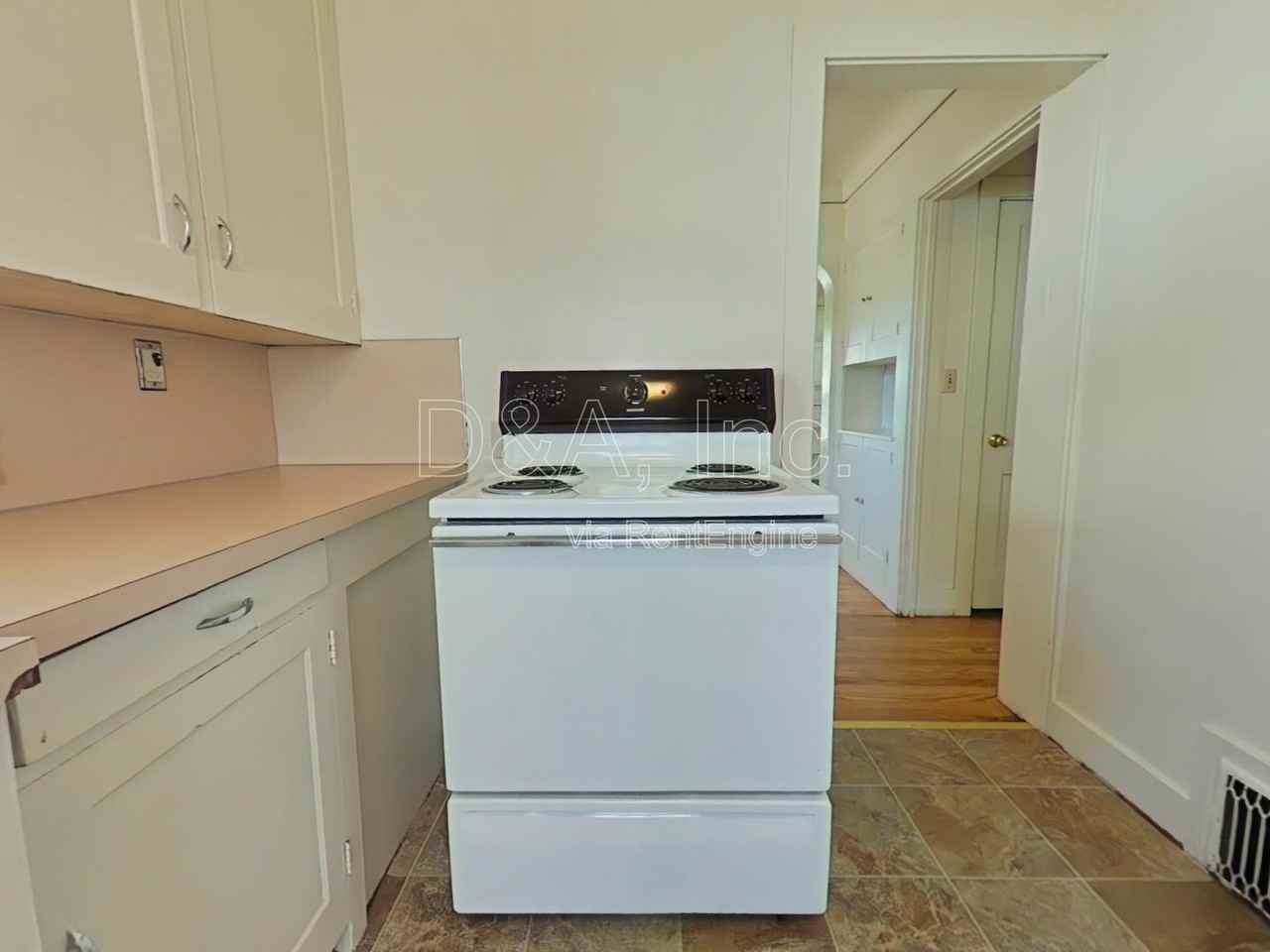 337 Nw 23rd St - Photo 5 of 13