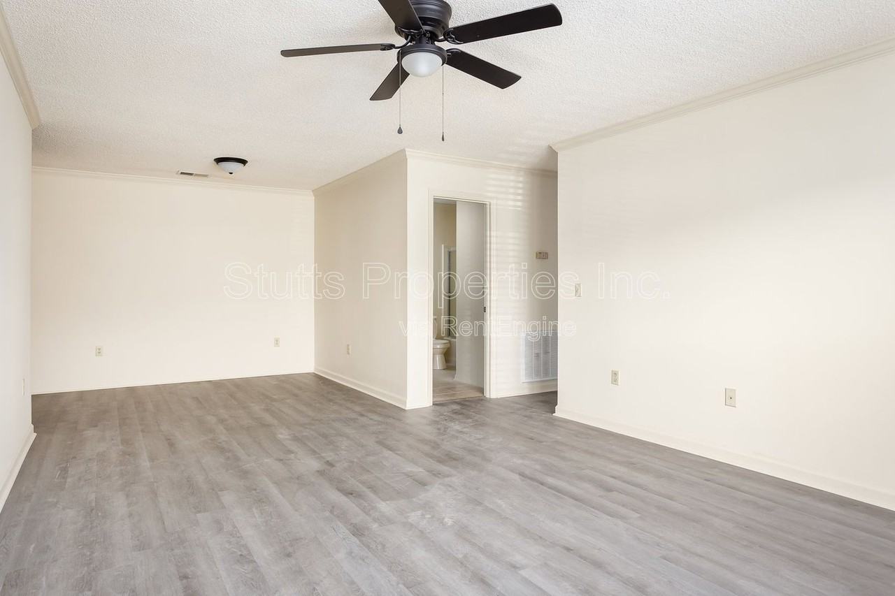 2424 Roberts Ln #A8 - Photo 4 of 17