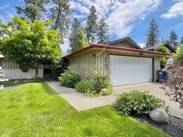 featured image of 2707 W Fairway Dr
