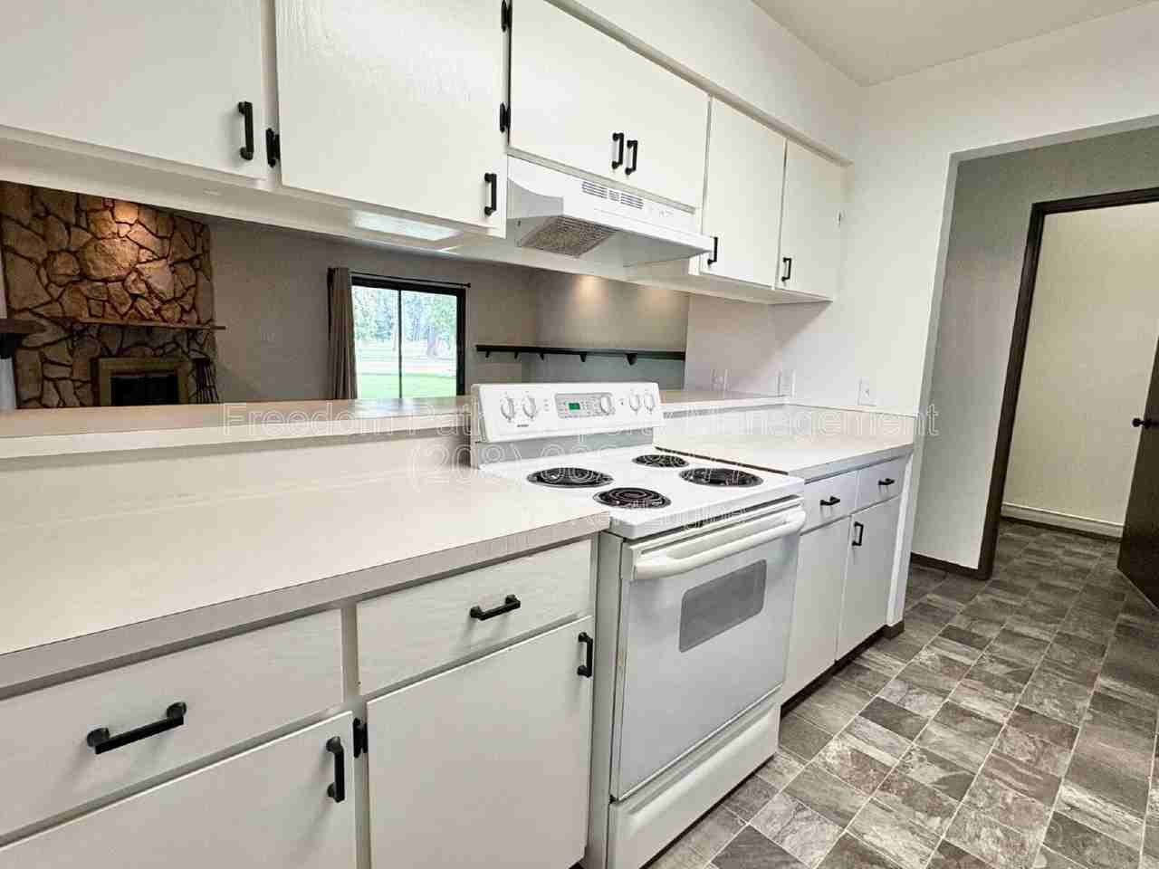 2707 W Fairway Dr - Photo 6 of 19