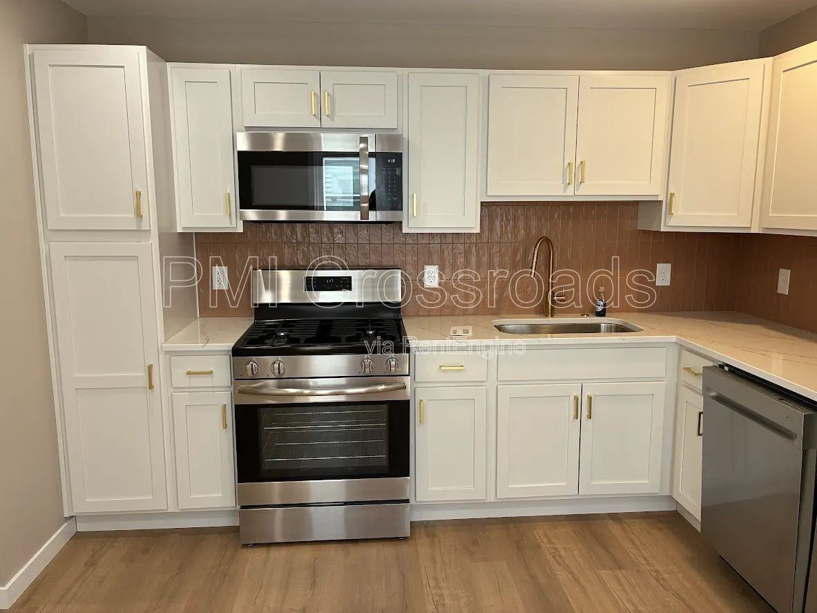 1605 Winchester Ave #1 - Photo 6 of 19