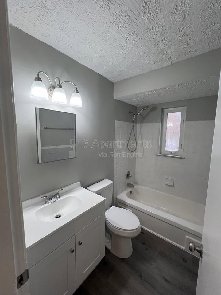 4594 Hamilton Ave #1 - Photo 7 of 11