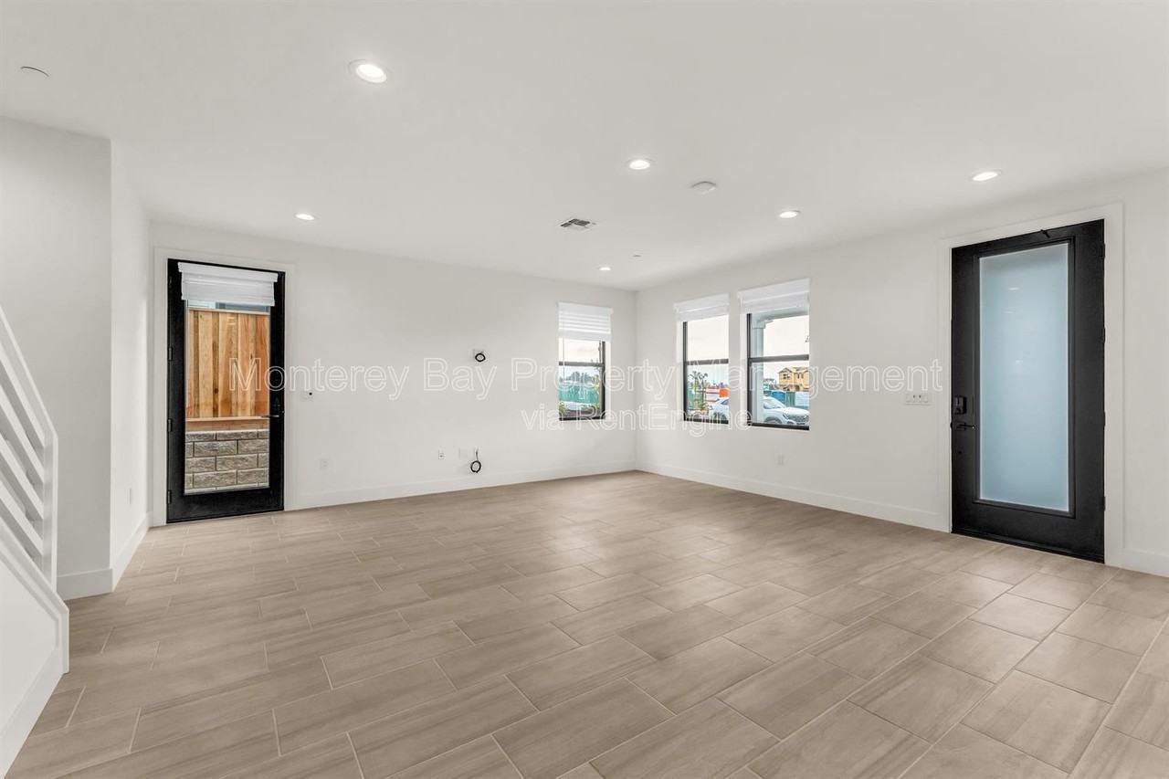 2314 Osprey Ave - Photo 5 of 43