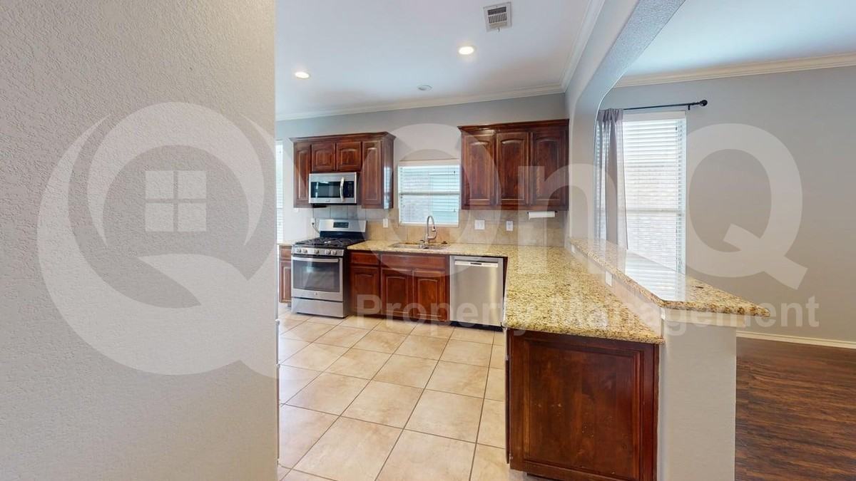 14308 Polo Ranch St - Photo 6 of 20