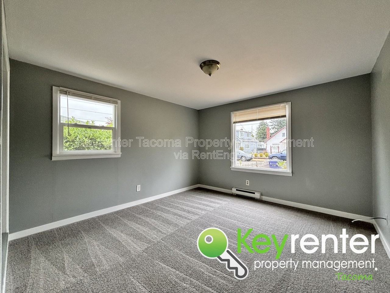 7220 S Warner St - Photo 7 of 20