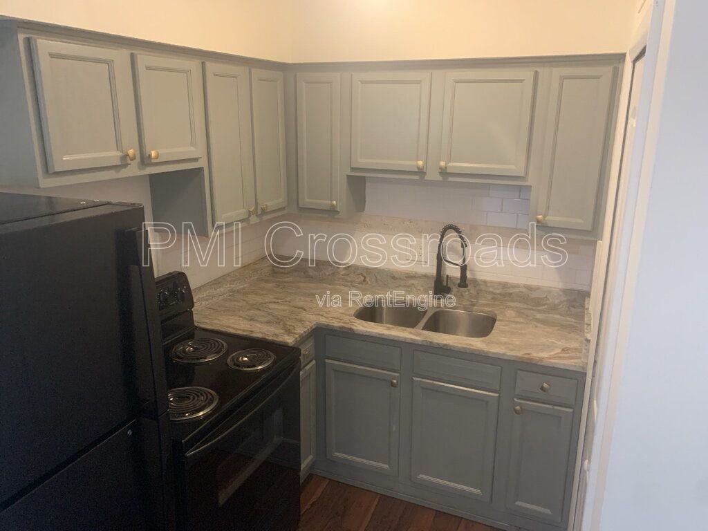 3088 Howey Rd - Photo 5 of 30