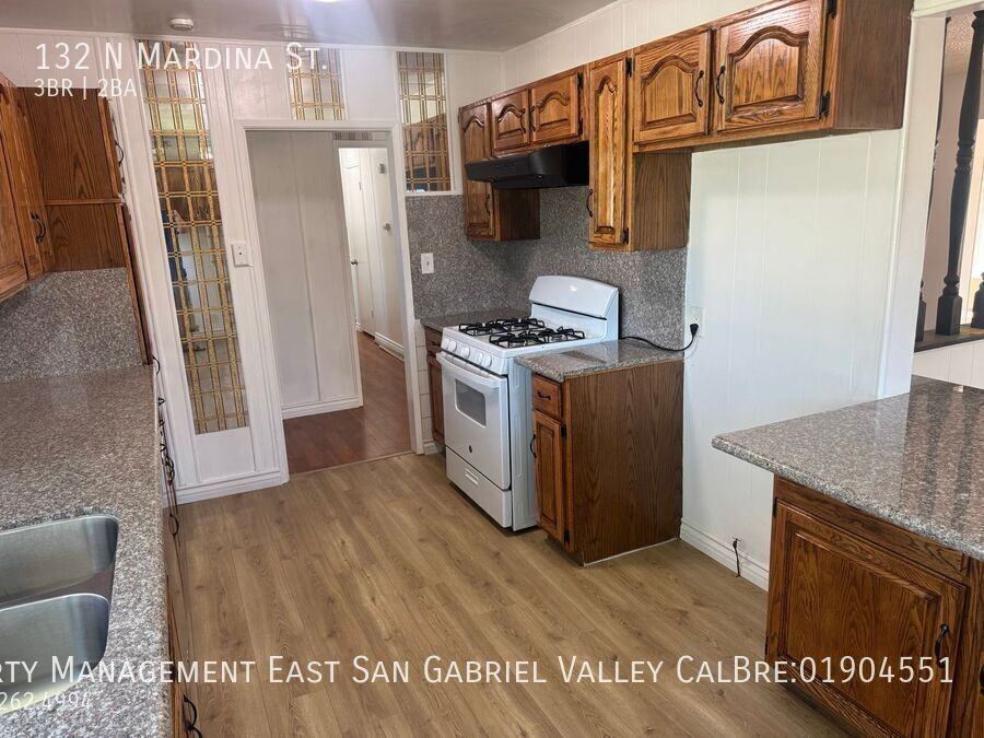 132 N Mardina St - Photo 7 of 23