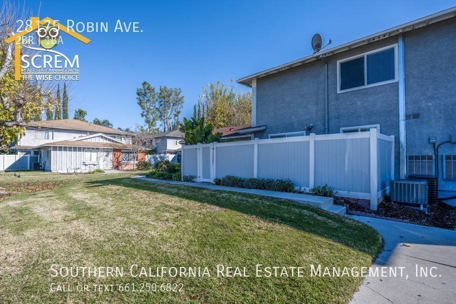 28175 Robin Ave - Photo 2 of 14