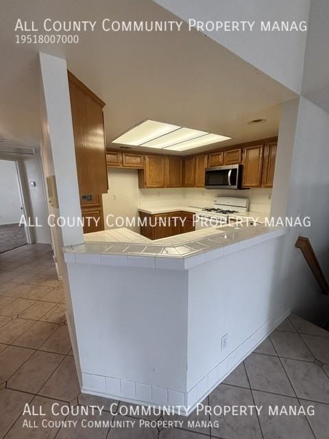 1042 N Turner Ave #216 - Photo 4 of 28