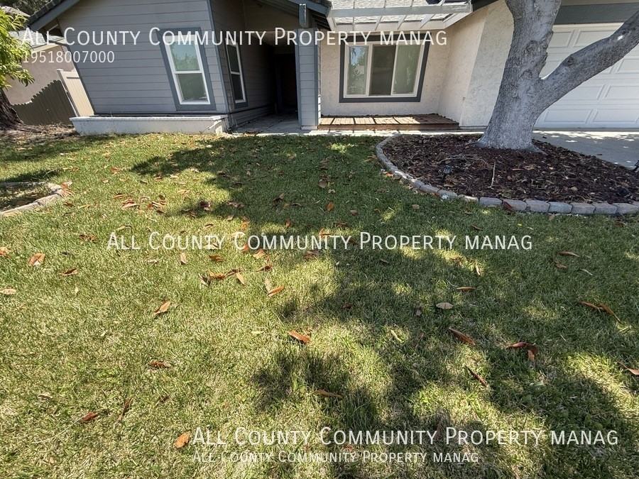 42566 Escolacata Dr - Photo 2 of 28