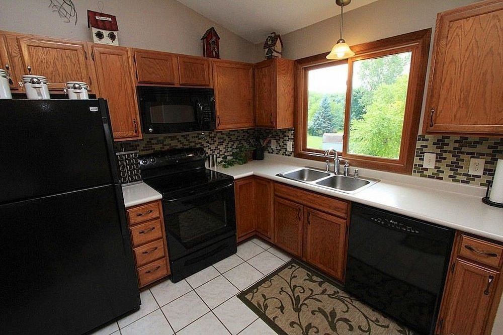 1166 Westbury Knls - Photo 3 of 16