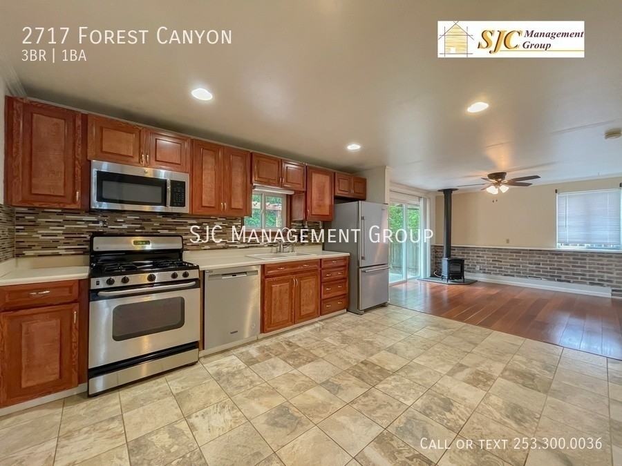 2717 Forest Canyon - Photo 5 of 14