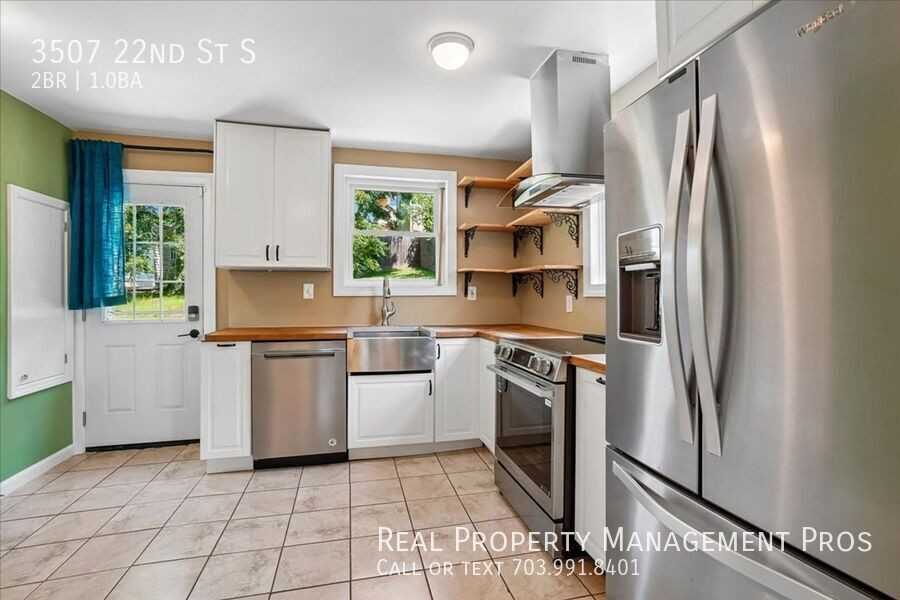 3507 22nd St S - Photo 7 of 50