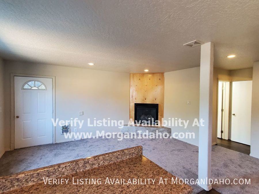 516 18th Ave N #STEA - Photo 3 of 12