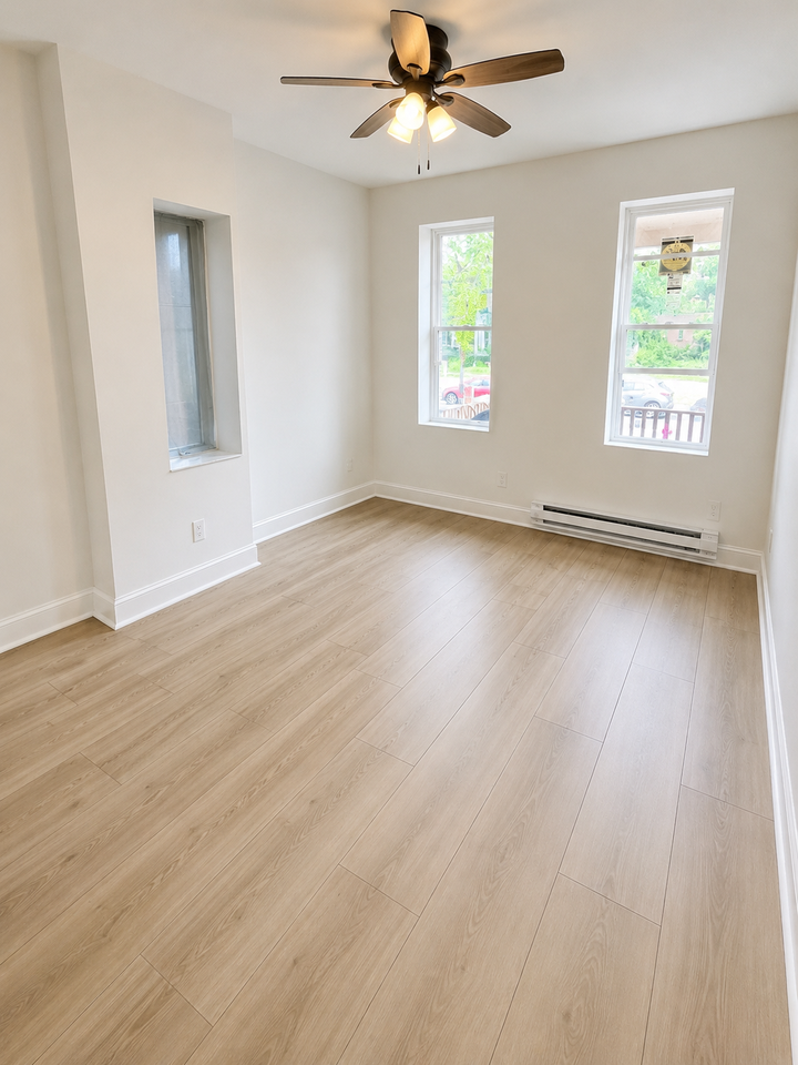 311 Spring St 1st Fl - Photo 3 of 4