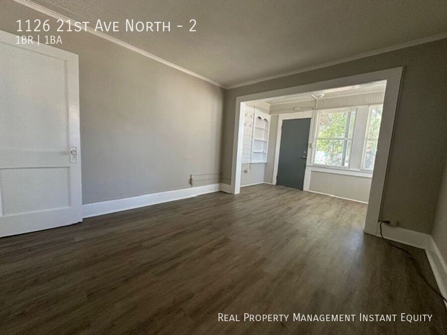 1126 21st Ave N #2 - Photo 4 of 18