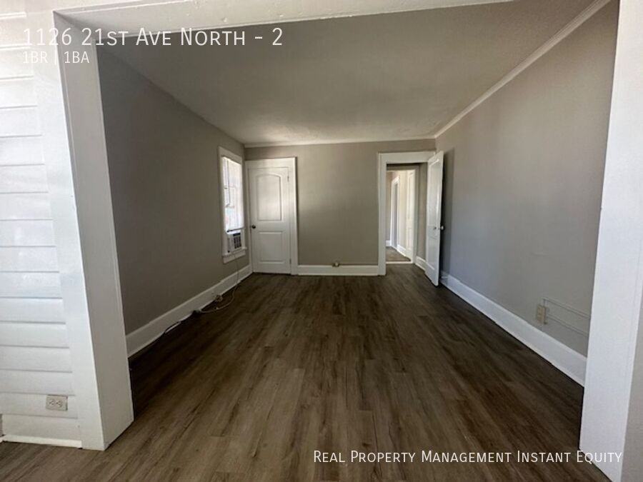 1126 21st Ave N #2 - Photo 5 of 18