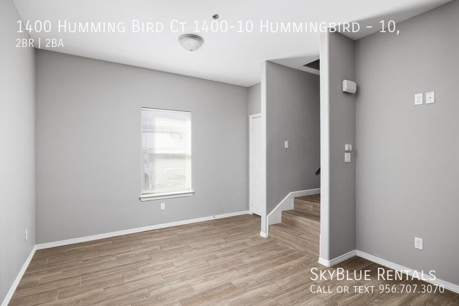 1400 Hummingbird Ct #10 - Photo 5 of 8