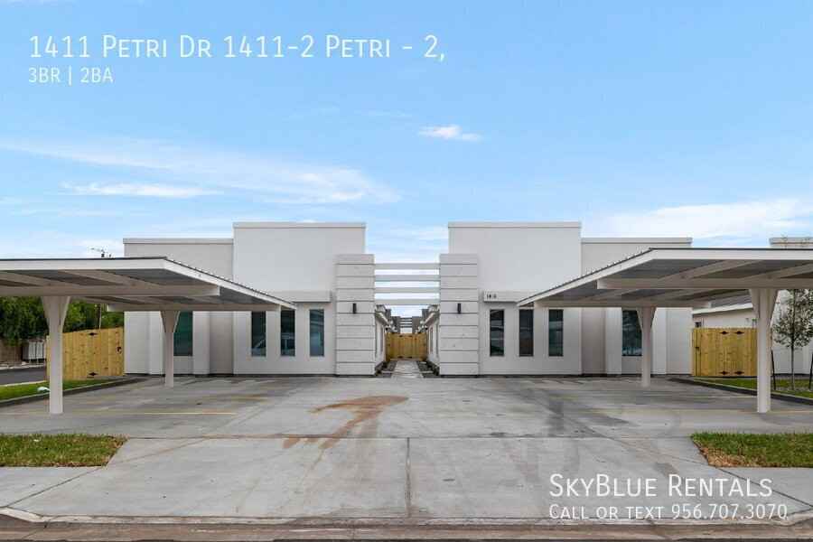 1411 Petri Dr 1411-2 Petri #2 - Photo 3 of 9