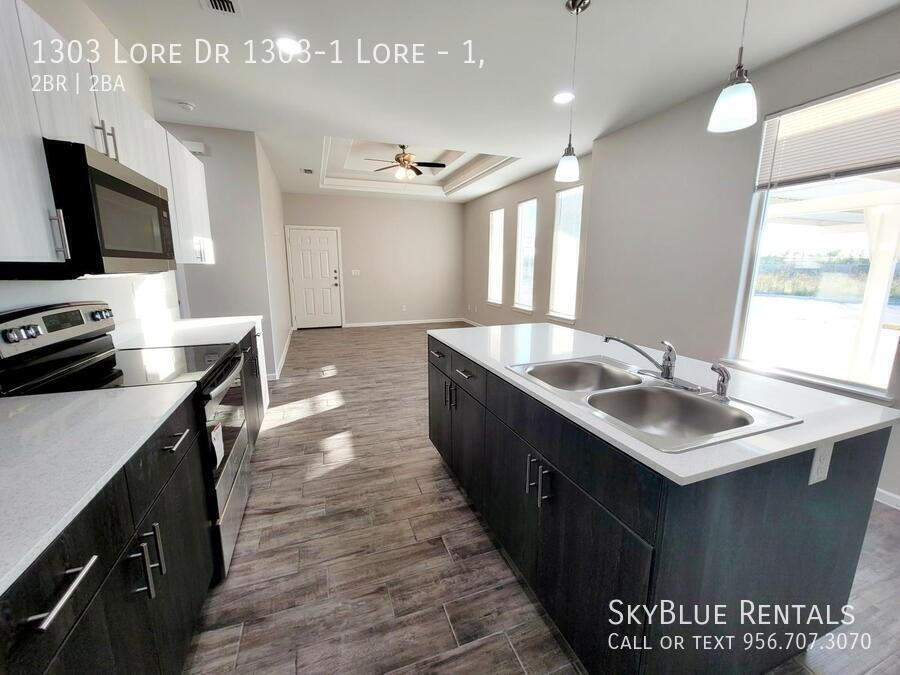 1303 Lore Dr 1303-1 Lore #1 - Photo 7 of 21