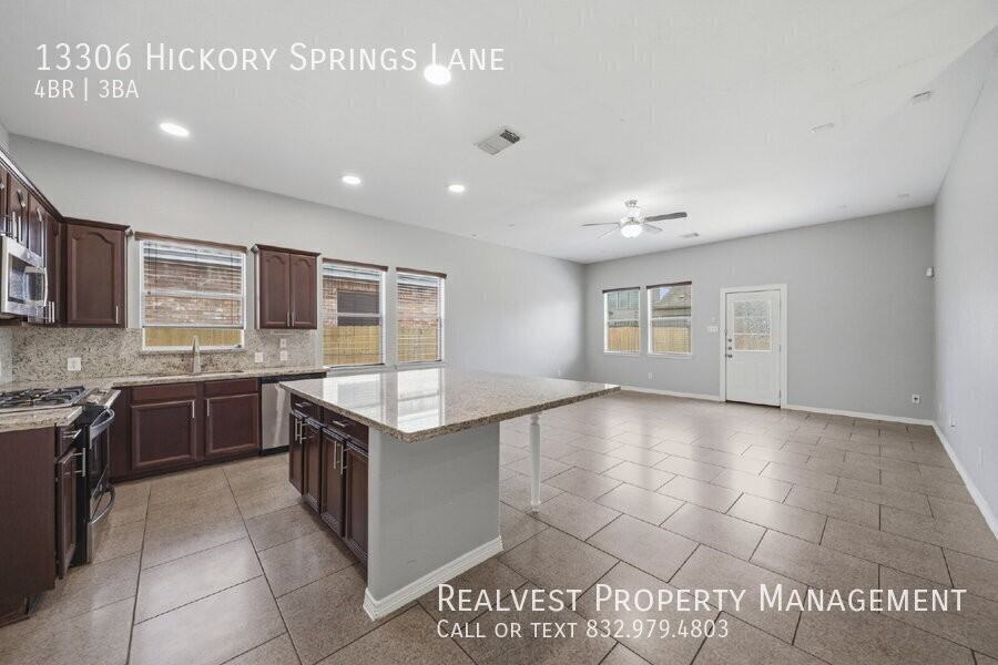 13306 Hickory Springs Ln - Photo 3 of 15