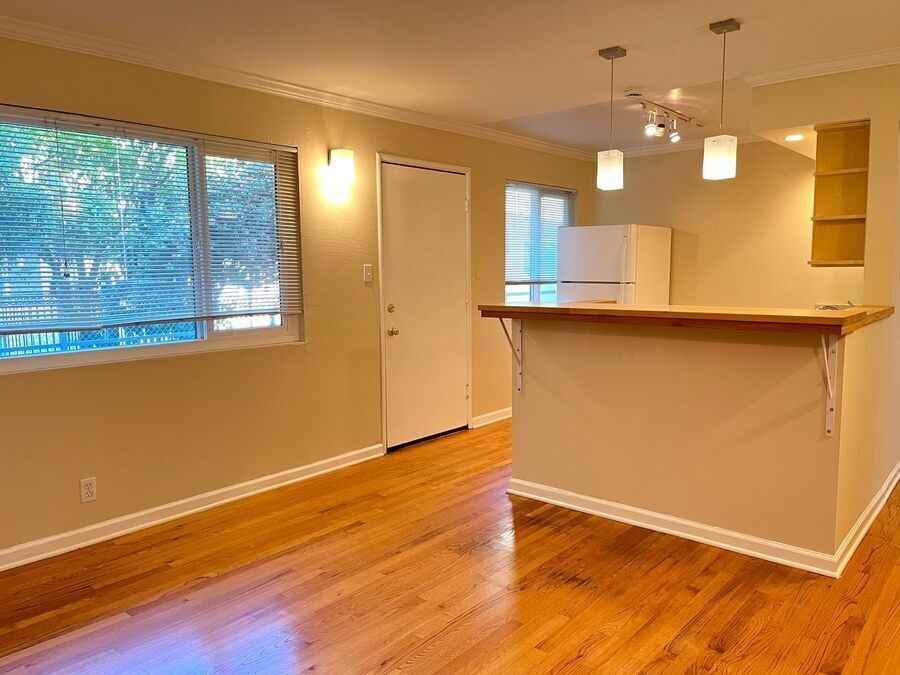 329 Lester Ave #03 - Photo 3 of 14
