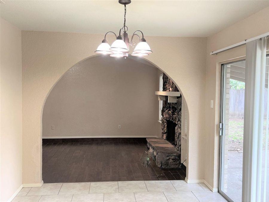 2310 Dartmouth Dr - Photo 4 of 15