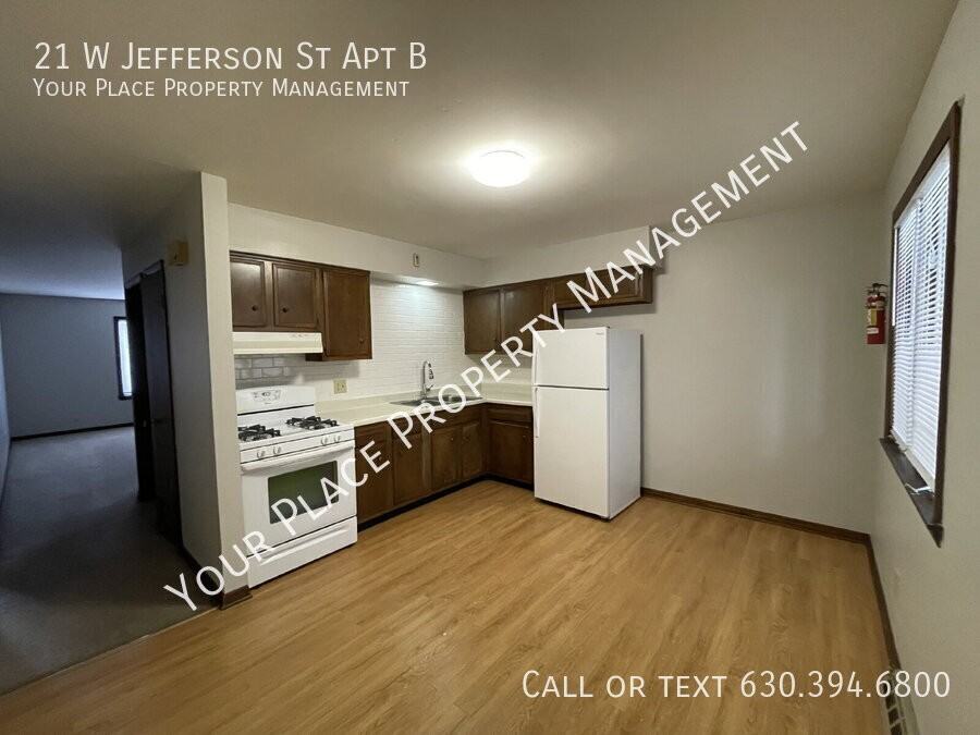 21 W Jefferson St Apt B - Photo 3 of 9