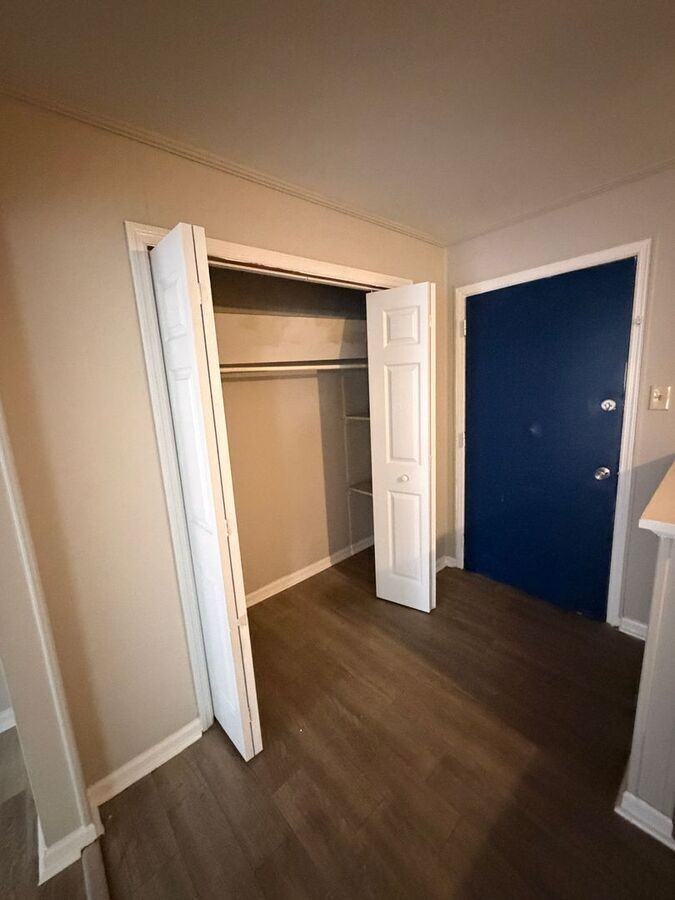 1708 Jennifer Rd #D - Photo 3 of 31