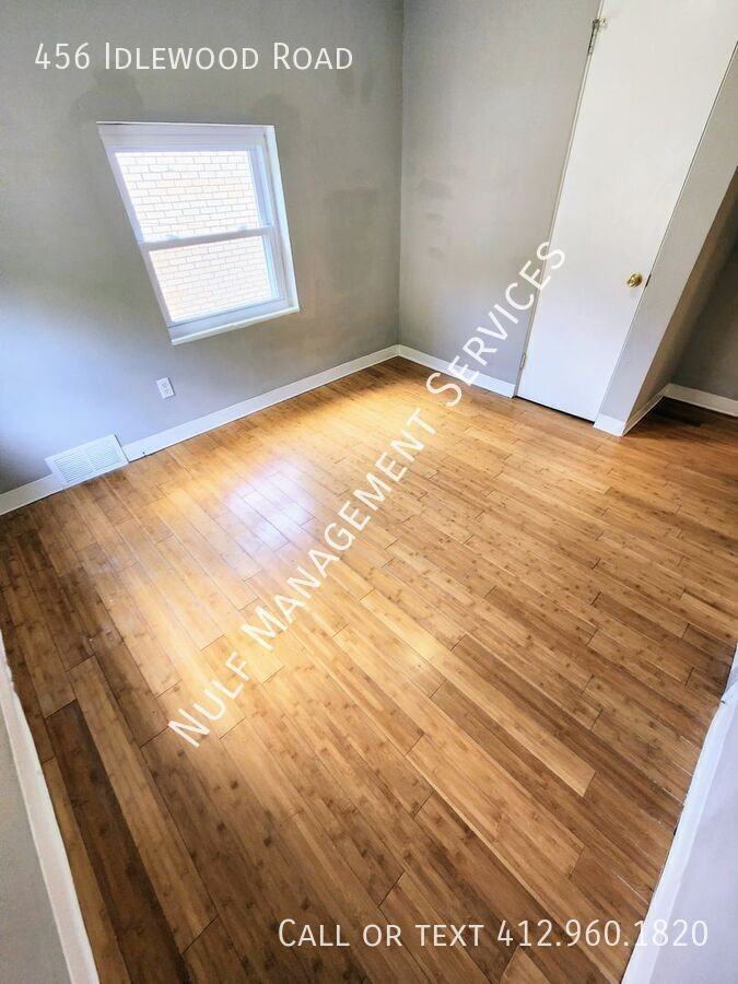 456 Idlewood Rd - Photo 5 of 9