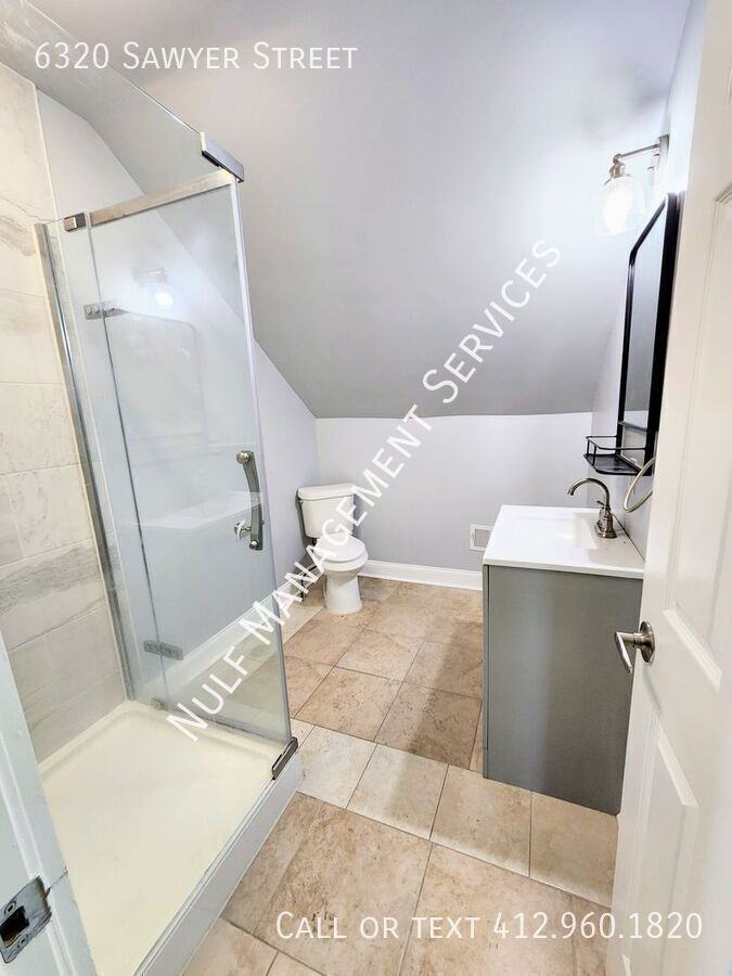 6320 Sawyer St - Photo 5 of 9