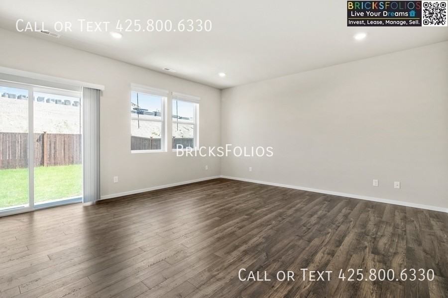 1342 Sw Pendleton Way #201 - Photo 5 of 42