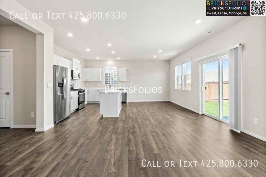 1342 Sw Pendleton Way #201 - Photo 7 of 42