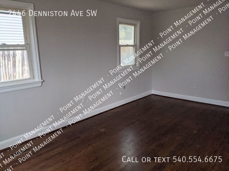 2446 Denniston Ave Sw - Photo 2 of 8
