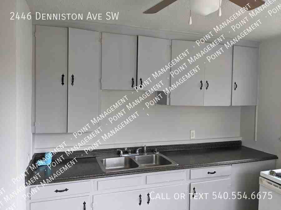2446 Denniston Ave Sw - Photo 4 of 8