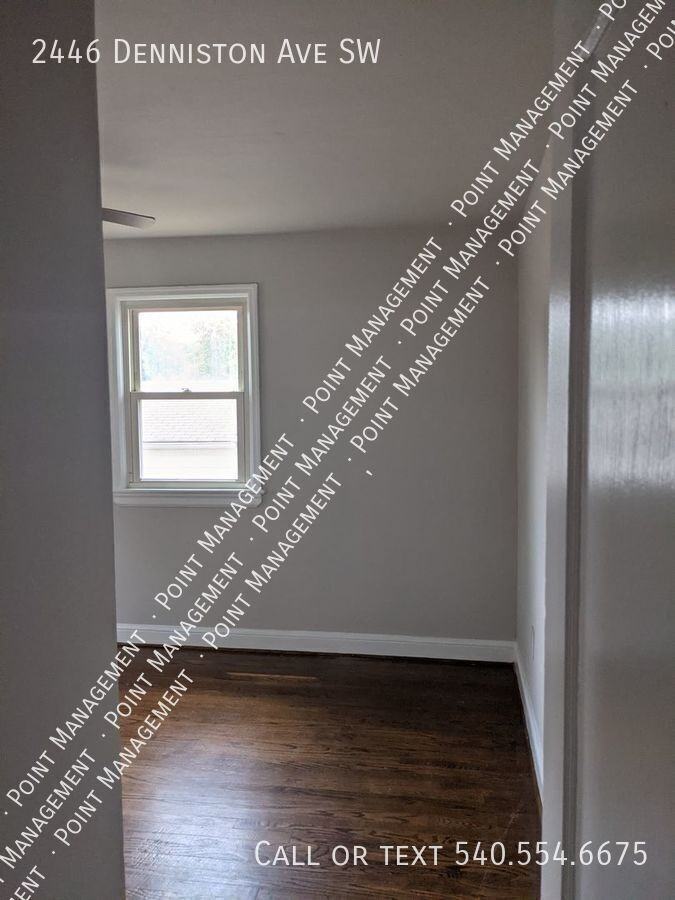 2446 Denniston Ave Sw - Photo 5 of 8