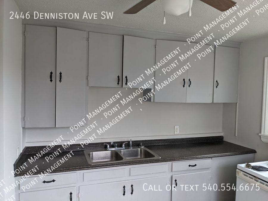 2446 Denniston Ave Sw - Photo 6 of 8