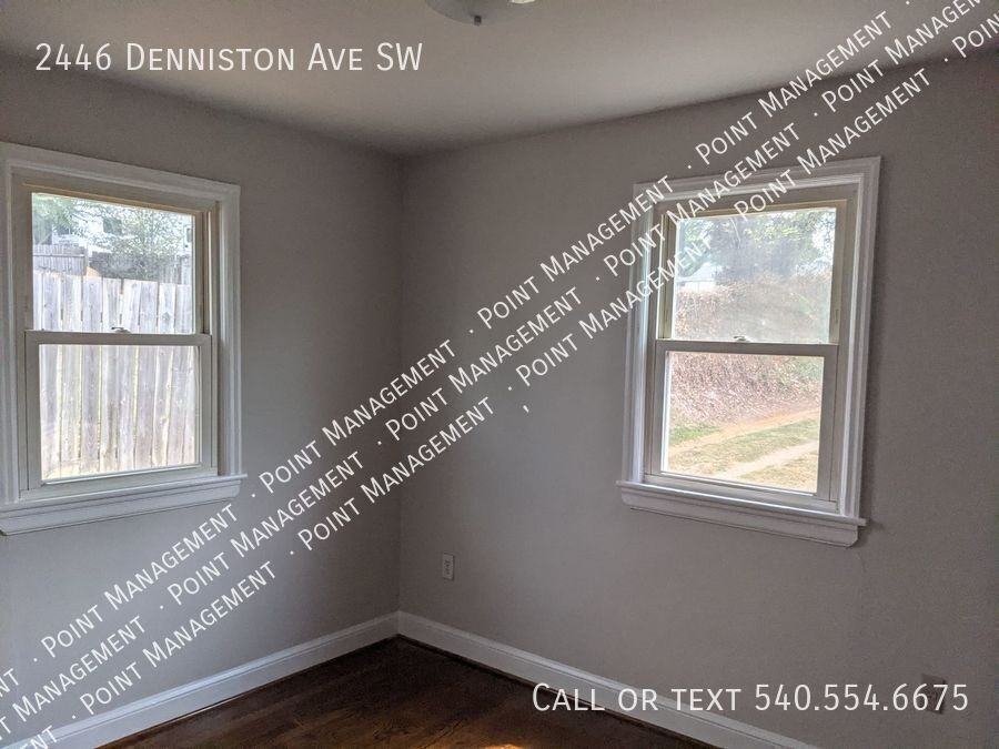 2446 Denniston Ave Sw - Photo 7 of 8