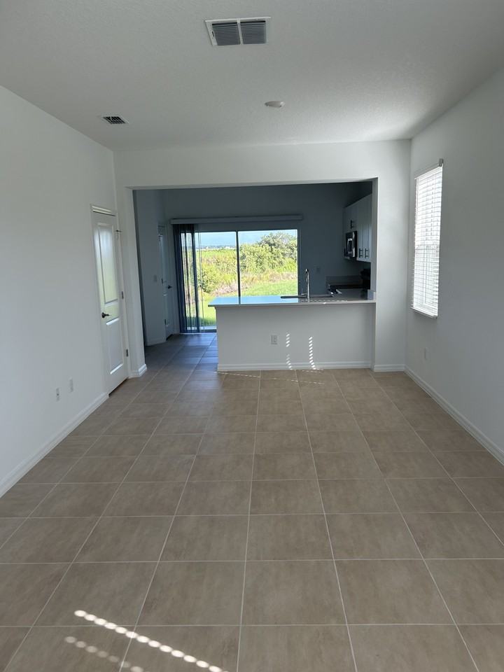 6266 Whetstone Ct #1 - Photo 5 of 20