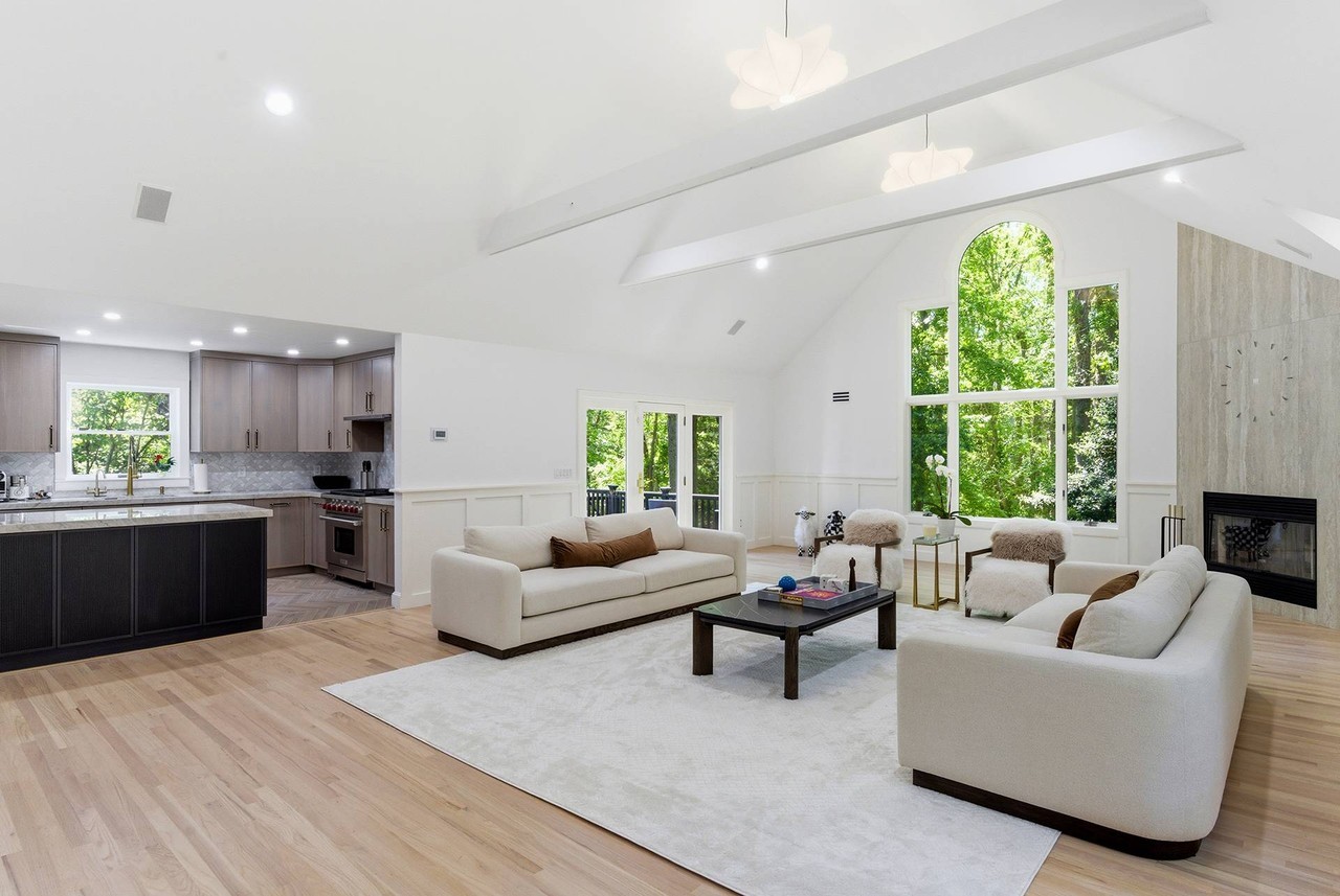 31 Tredwell Ln - Photo 4 of 30