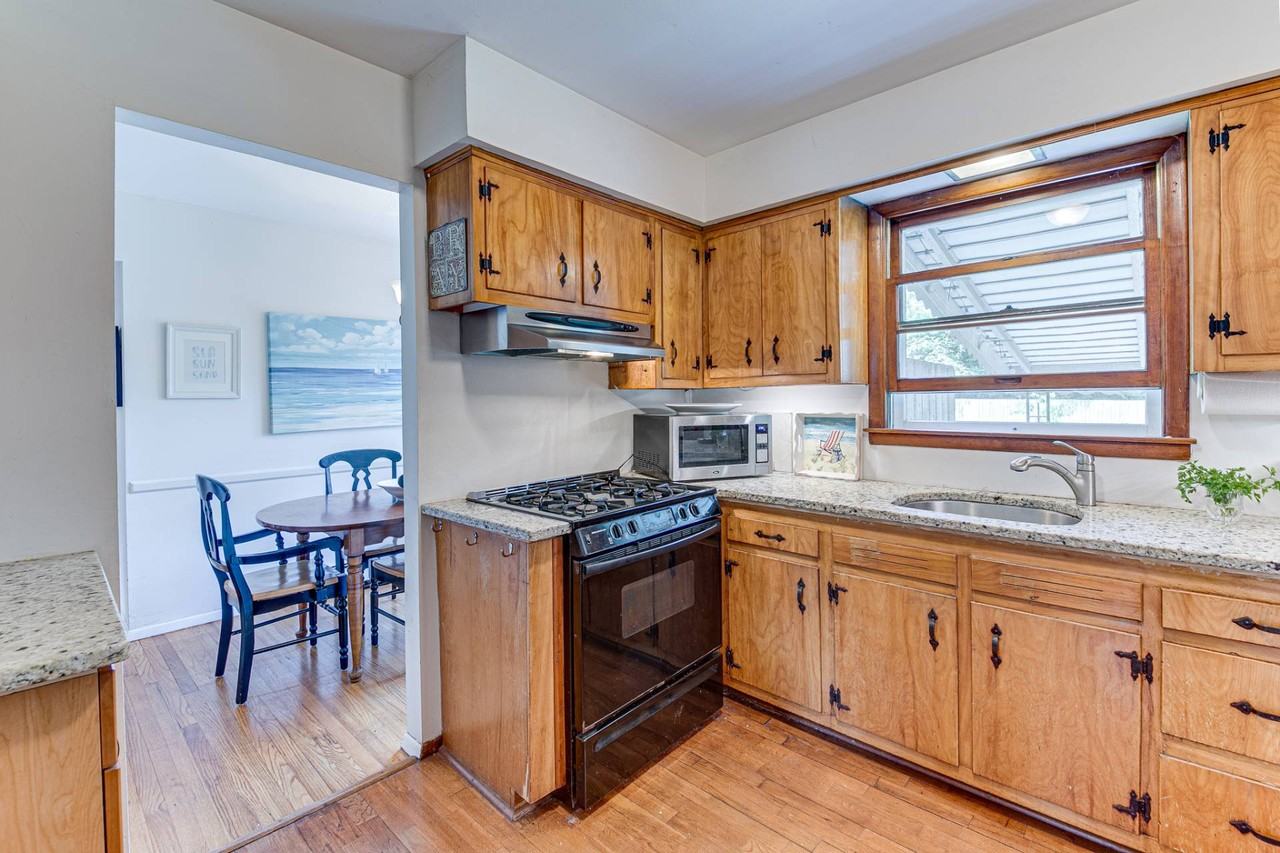 22 Church St - Photo 7 of 19