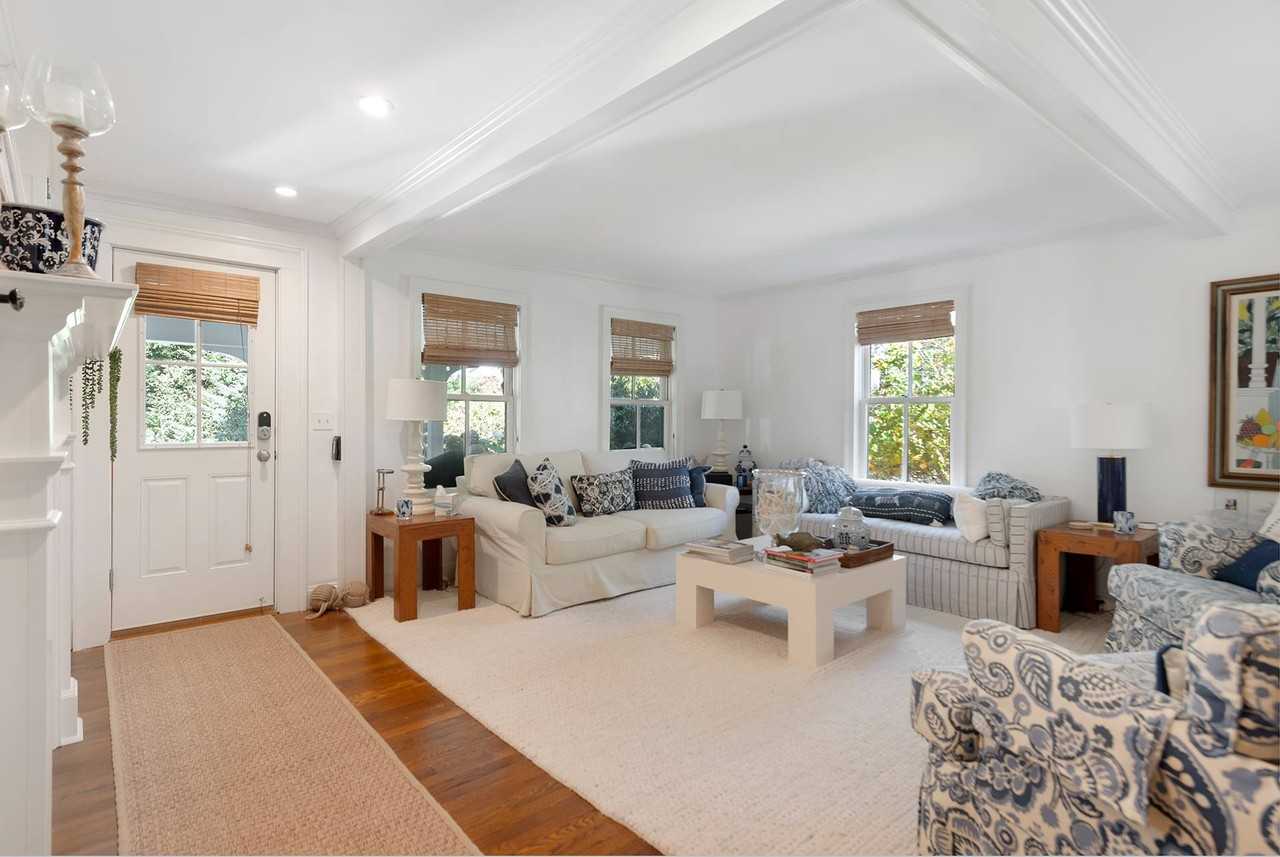 2863 Montauk Hwy - Photo 3 of 30