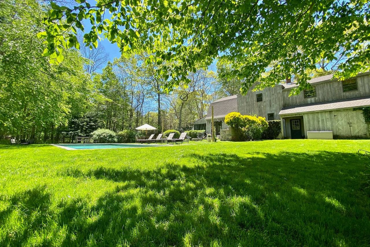 134 Water Mill Towd Rd - Photo 2 of 30