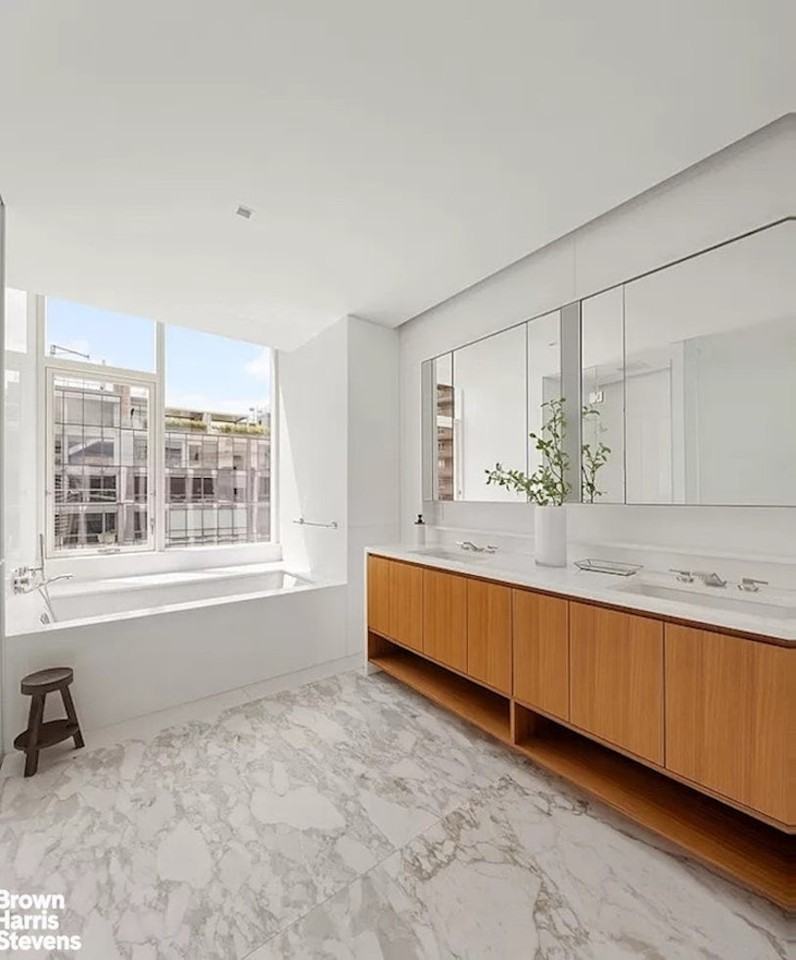 1289 Lexington Ave #18B - Photo 6 of 9