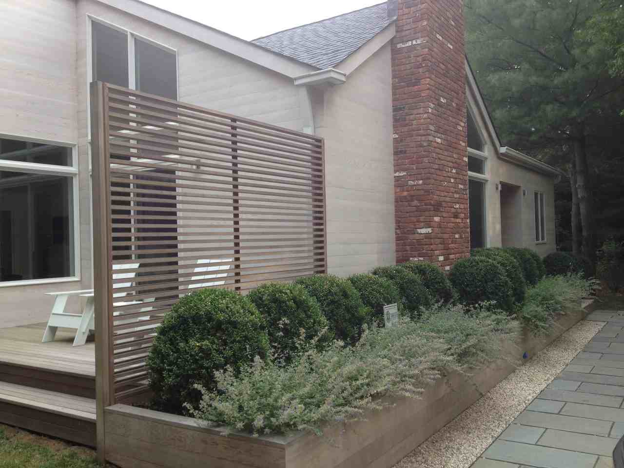 31 Diane Dr - Photo 3 of 15
