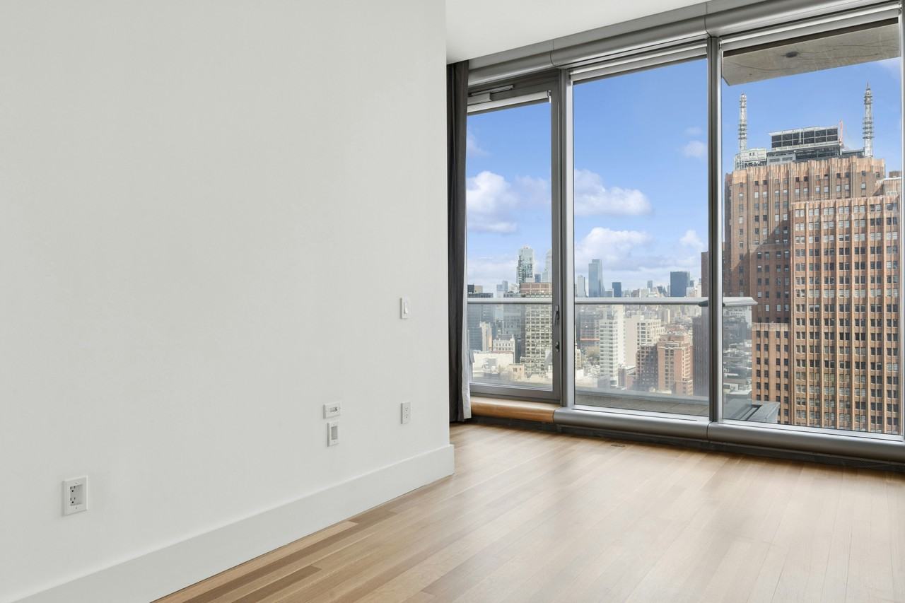 56 Leonard St #24AE - Photo 5 of 13